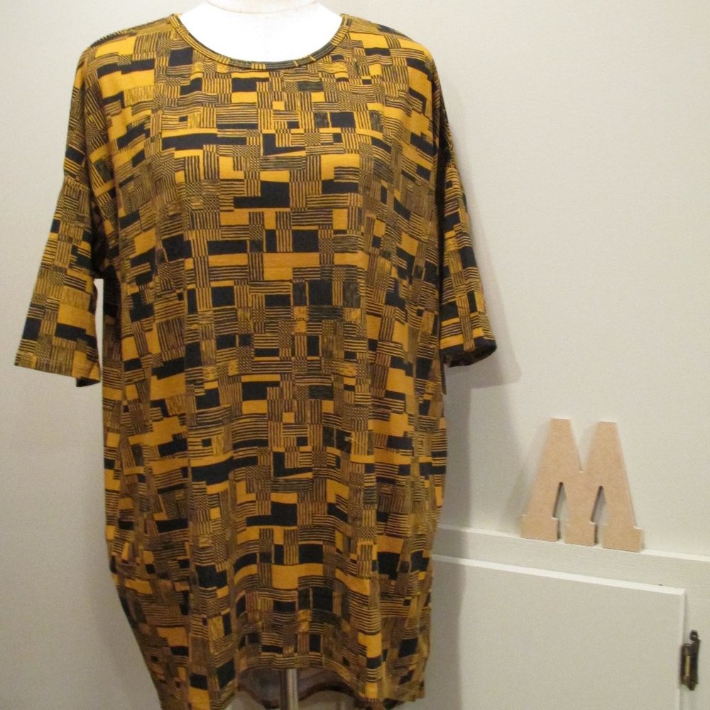 NWT LuLaRoe Irma Gold And Black Tunic, M